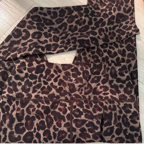 🐆 Varley Luna Tort Cheetah Leggings 🐆 - Picture 6 of 8